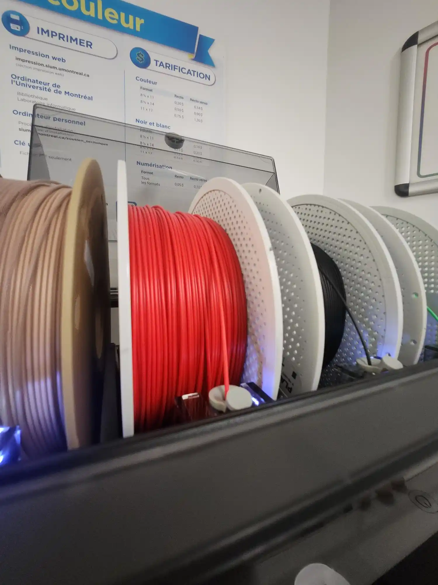 Bobine de filament PLA chargée